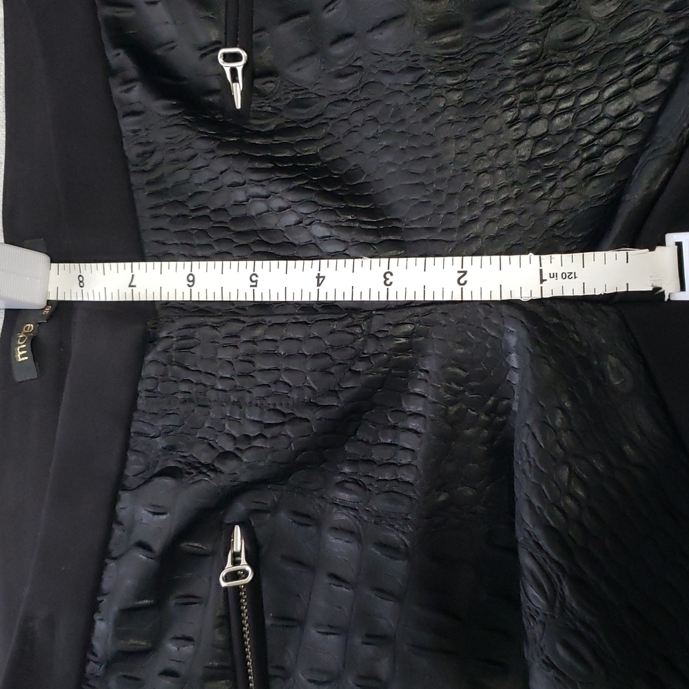 Maje Croc Embossed Skinny Pants Zip Ankle, Color Black, Size 36 - Picture 15 of 16